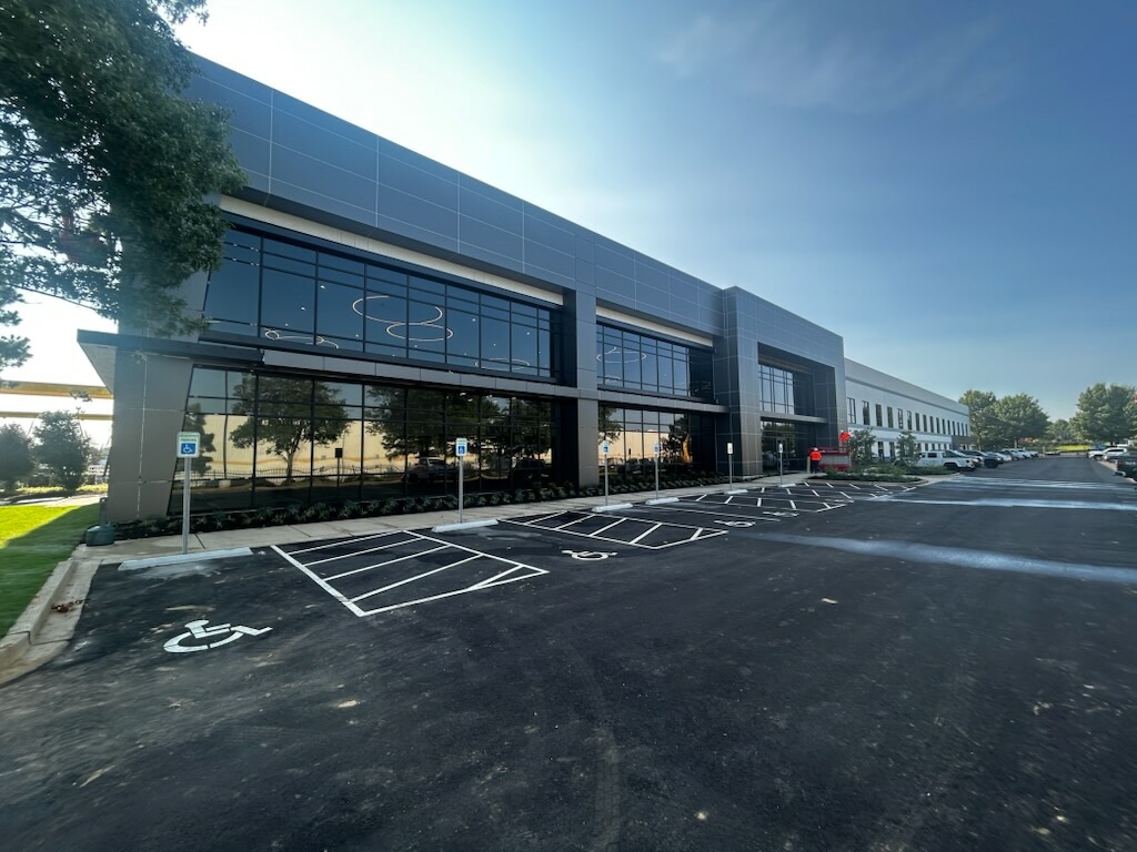 BTS 407 AAON commercial exterior in Memphis, Tennessee